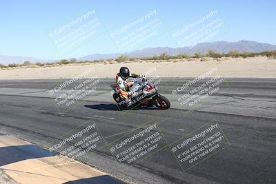 media/Dec-01-2025-Moto Forza (Mon) [[2daa91e15f]]/2-Intermediate Group/Session 4 (Turn 10 Inside)/